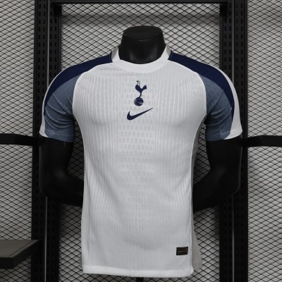 Player Tottenham Home
