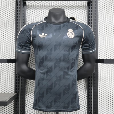 Player Real Madrid Retro Edition