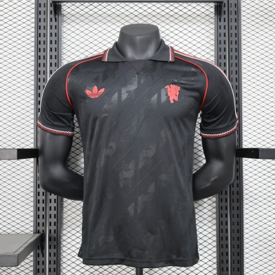 Manchester United Retro Black
