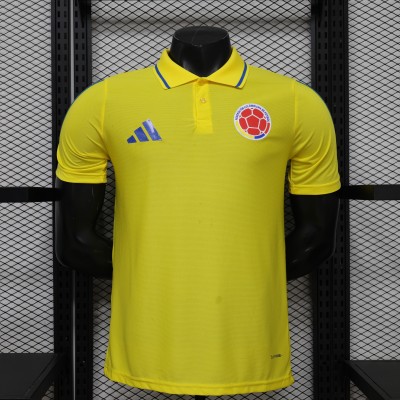 Colombia Retro Casual Style